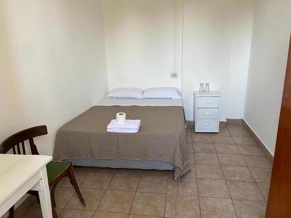 Sevilla Home Hotel ブエノスアイレス エクステリア 写真